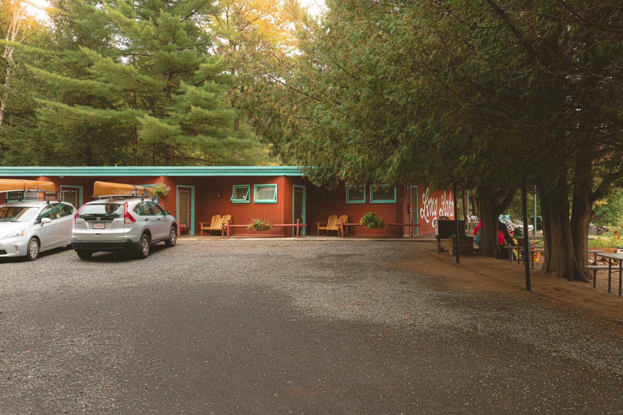 Motel Long Lake And Cottages الغرفة الصورة