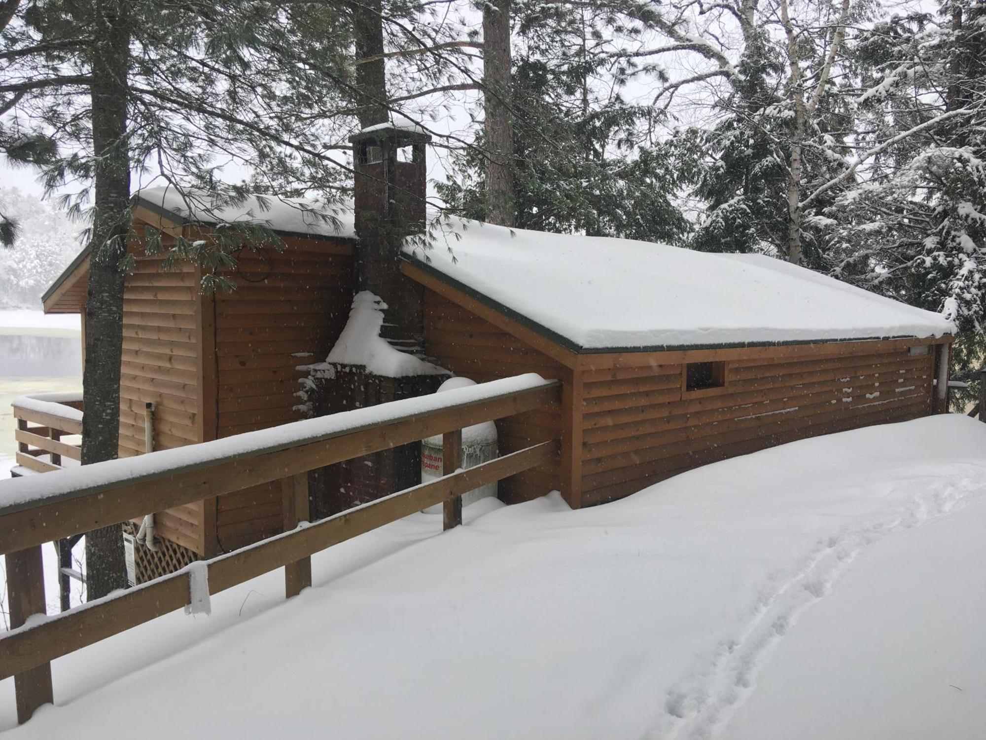 Motel Long Lake And Cottages المظهر الخارجي الصورة