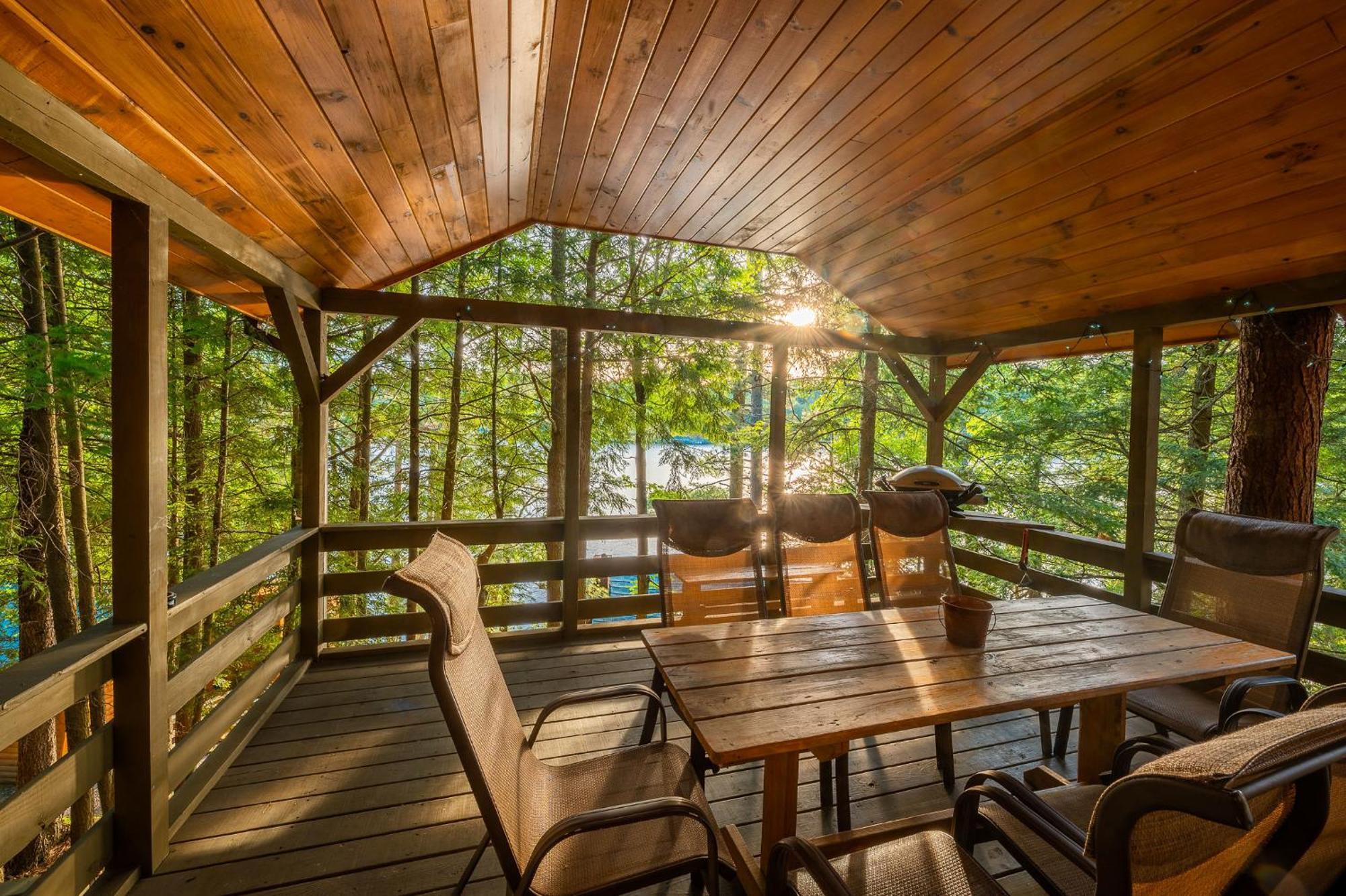 Motel Long Lake And Cottages المظهر الخارجي الصورة